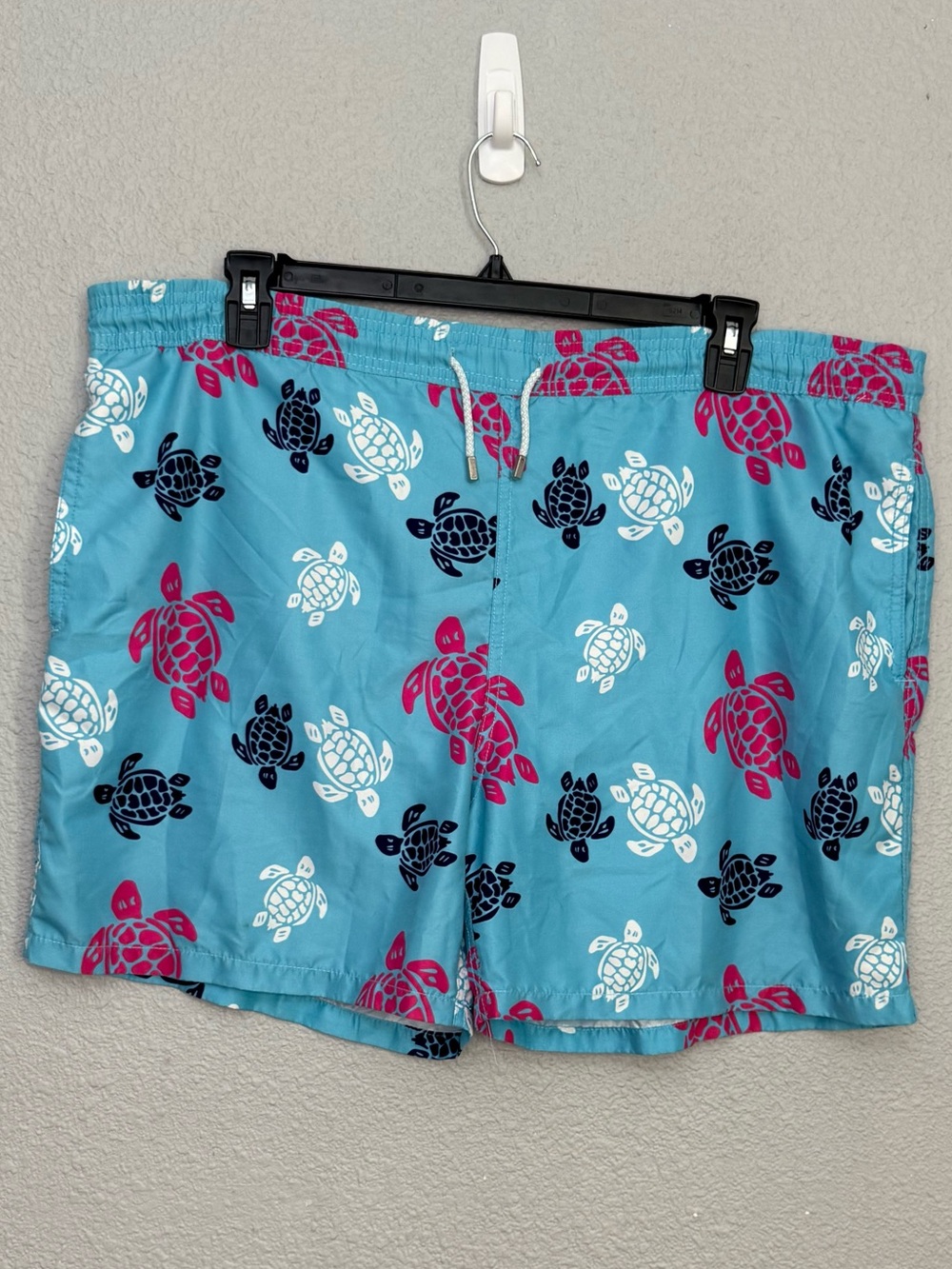 Vilebrequin | Moorea Mid-Length Printed Swim Shorts with Sea Turtles | Size XXXL